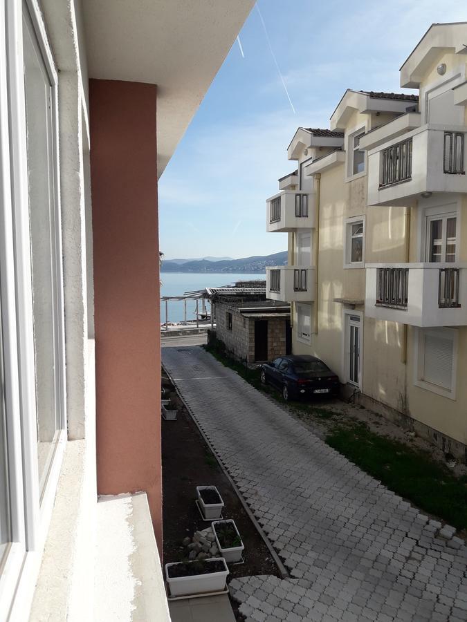 Apartment Poseidon Herceg Novi Zimmer foto